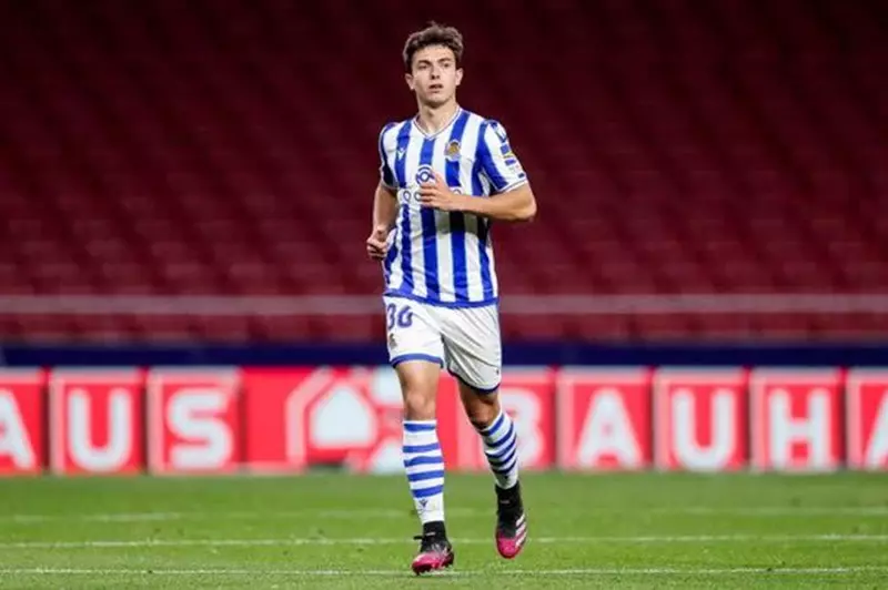 تقارير: أرسنال يُنهي إجراءات صفقة زوبيميندي بنجاح