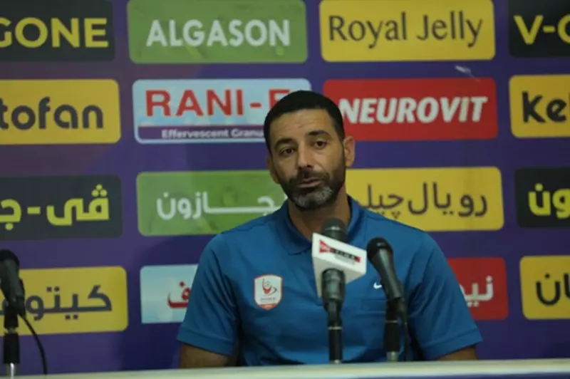 استراتيجيات التحسين لدى فاركو بعد مواجهة الأهلي: تصريحات المدرب وتحليل الأداء.