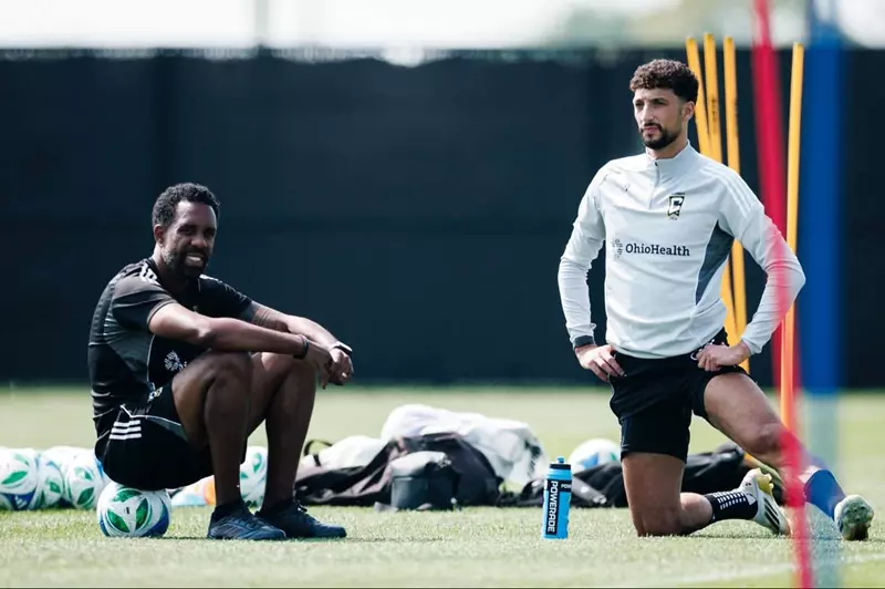 الأهلي يوقع اتفاق رحيل وسام أبو علي بعد دفع القسط الأول