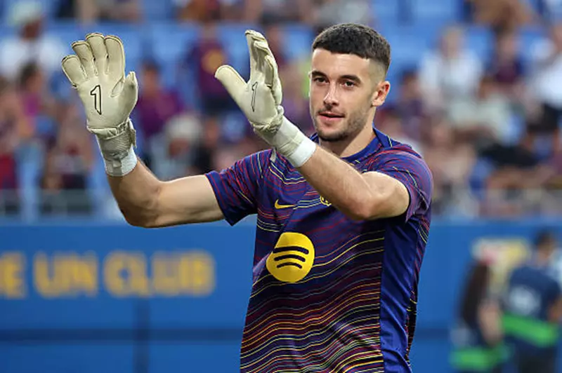 برشلونة يؤكد إصابة تير شتيجن ويعزز صفوفه بخوان جارسيا