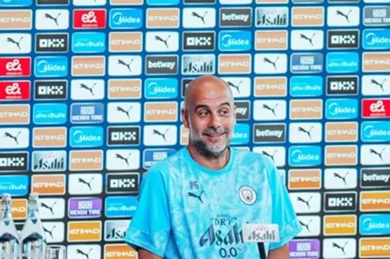 جوارديولا يتحدث عن غيابات مانشستر سيتي أمام وولفرهامبتون وموقف إيدرسون النهائي