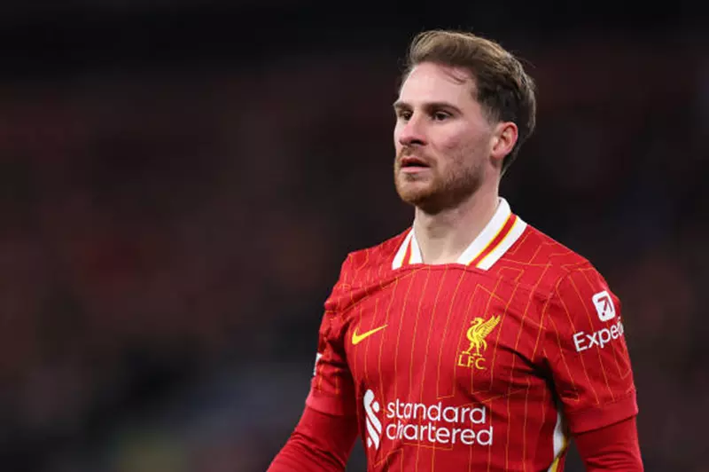 ليفربول يستعد لمواجهة أرسنال: حالة ماك أليستر الصحية ومستقبله في المباراة