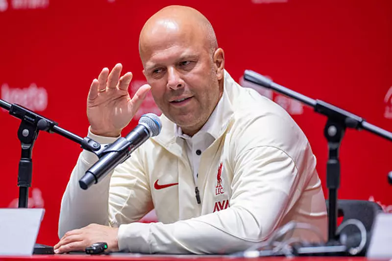 ليلة حماسية: تألق ليفربول ونيوكاسل في مواجهة مثيرة