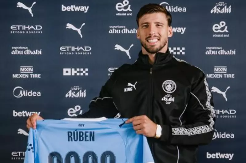 مانشستر سيتي يؤكد تمديد عقد روبن دياز حتى عام 2029