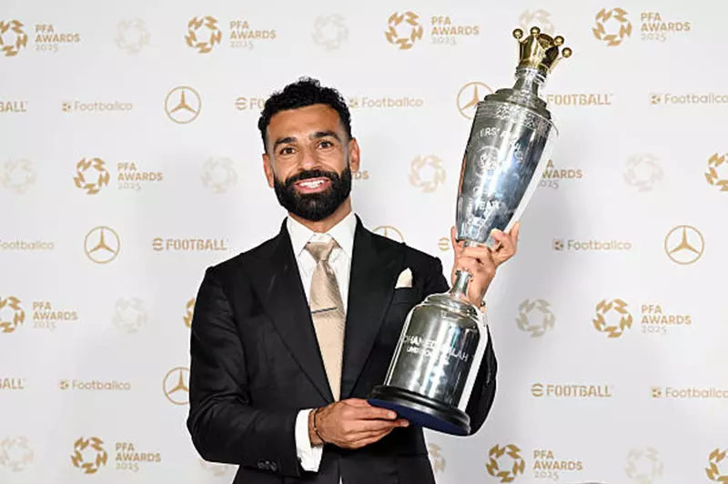 متحف صلاح: رحلة إنجازات أسطورة ليفربول و103 جائزة فردية